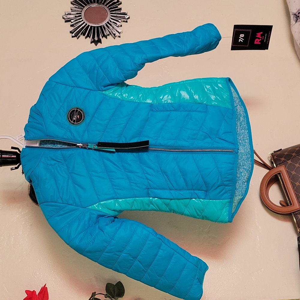 Puffy jacket